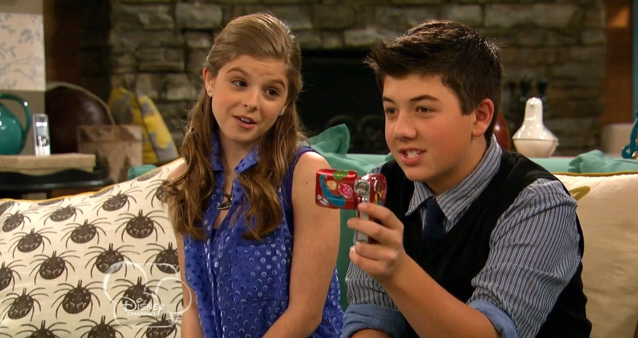 Isabella Palmieri and Bradley Steven Perry